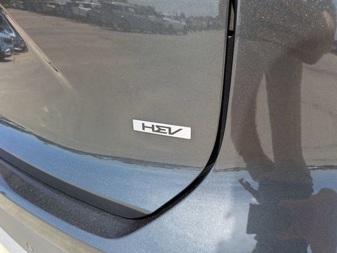Certified 2023 Kia Niro EX FWD image 12