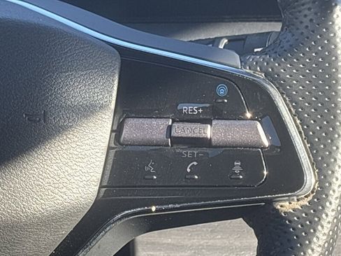 Used 2023 Nissan Ariya AWD image 36