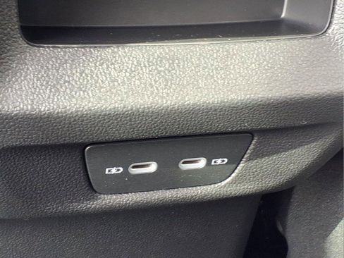 New 2026 Volkswagen Tiguan S image 10