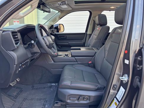 Used 2023 Toyota Sequoia TRD Pro AWD/4WD image 16