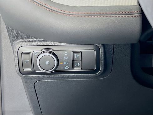 New 2026 Ford Explorer Active w/ Active Comfort Package image 20