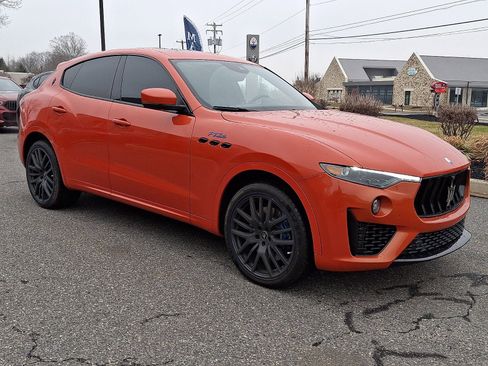 Used 2023 Maserati Levante S GranSport AWD/4WD image 3