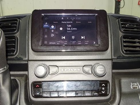 Used 2023 RAM ProMaster 2500 image 25