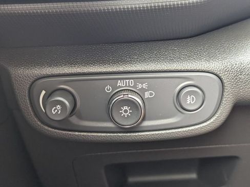 Used 2023 Chevrolet TrailBlazer LT FWD image 30