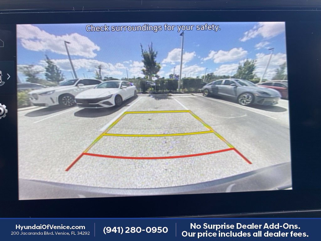 Used 2024 Hyundai Palisade SEL FWD image 7