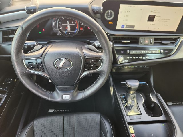 Used 2023 Lexus ES 350 F Sport w/ Accessory Package (Z2) FWD image 27