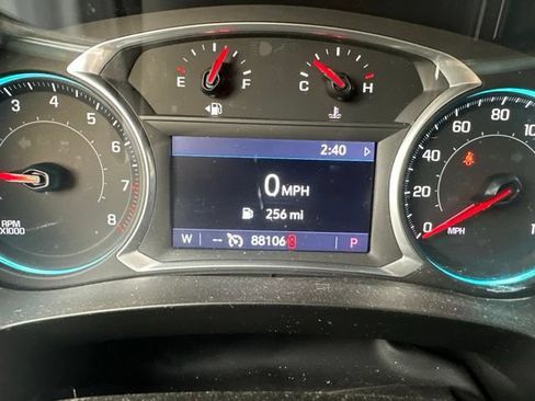 Used 2021 Chevrolet Traverse LT AWD/4WD image 7