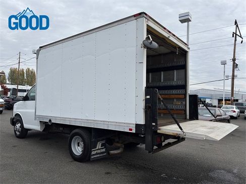 Used 2012 Chevrolet Express 3500 image 27