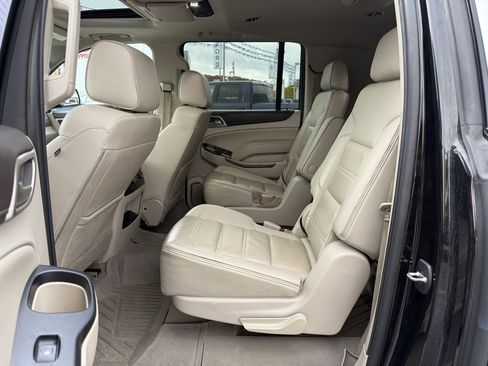 Used 2019 GMC Yukon XL Denali w/ Denali Ultimate Package image 31