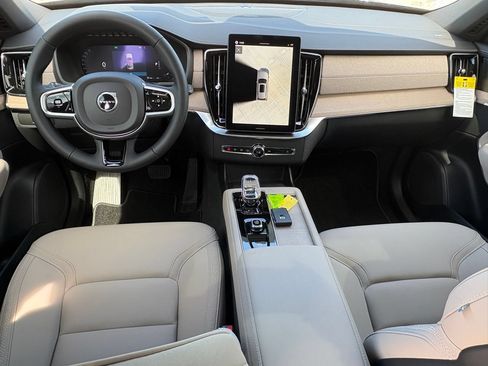 New 2026 Volvo XC90 B6 Plus w/ Protection Package Premier AWD/4WD image 11
