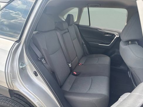Used 2024 Toyota RAV4 XLE FWD image 21