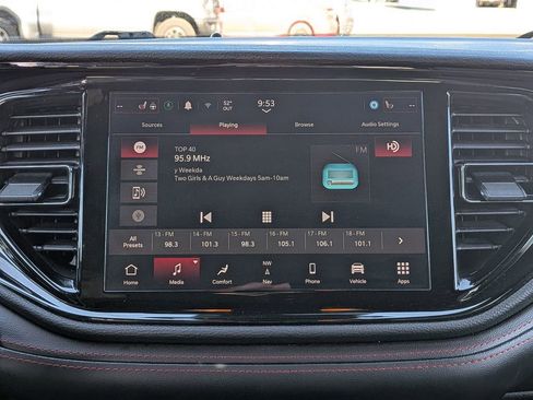 Used 2024 Dodge Durango GT image 21