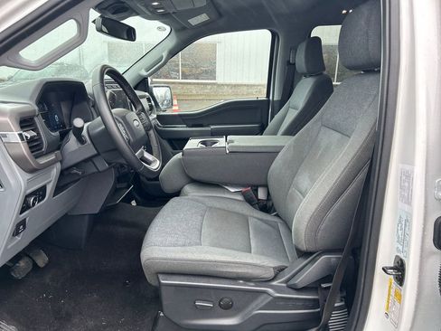 Used 2024 Ford F150 XLT w/ Tow/Haul Package image 5