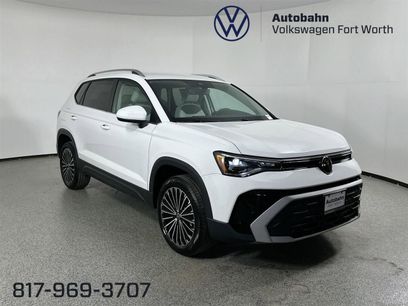 New 2025 Volkswagen Taos SE