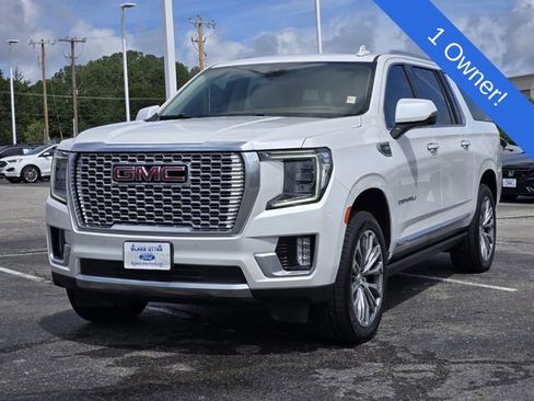 Used 2021 GMC Yukon XL Denali w/ Denali Ultimate Package AWD/4WD image 3