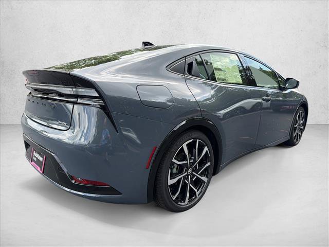 New 2027 Toyota Prius Plug-In Hybrid FWD image 3