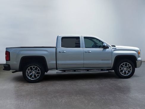 Used 2015 GMC Sierra 1500 SLT w/ SLT Crew Cab Value Package AWD/4WD image 6