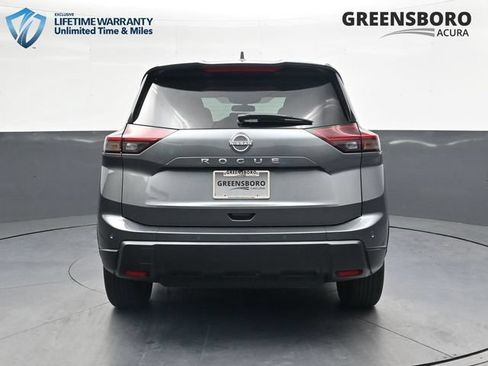 Used 2025 Nissan Rogue SV FWD image 6