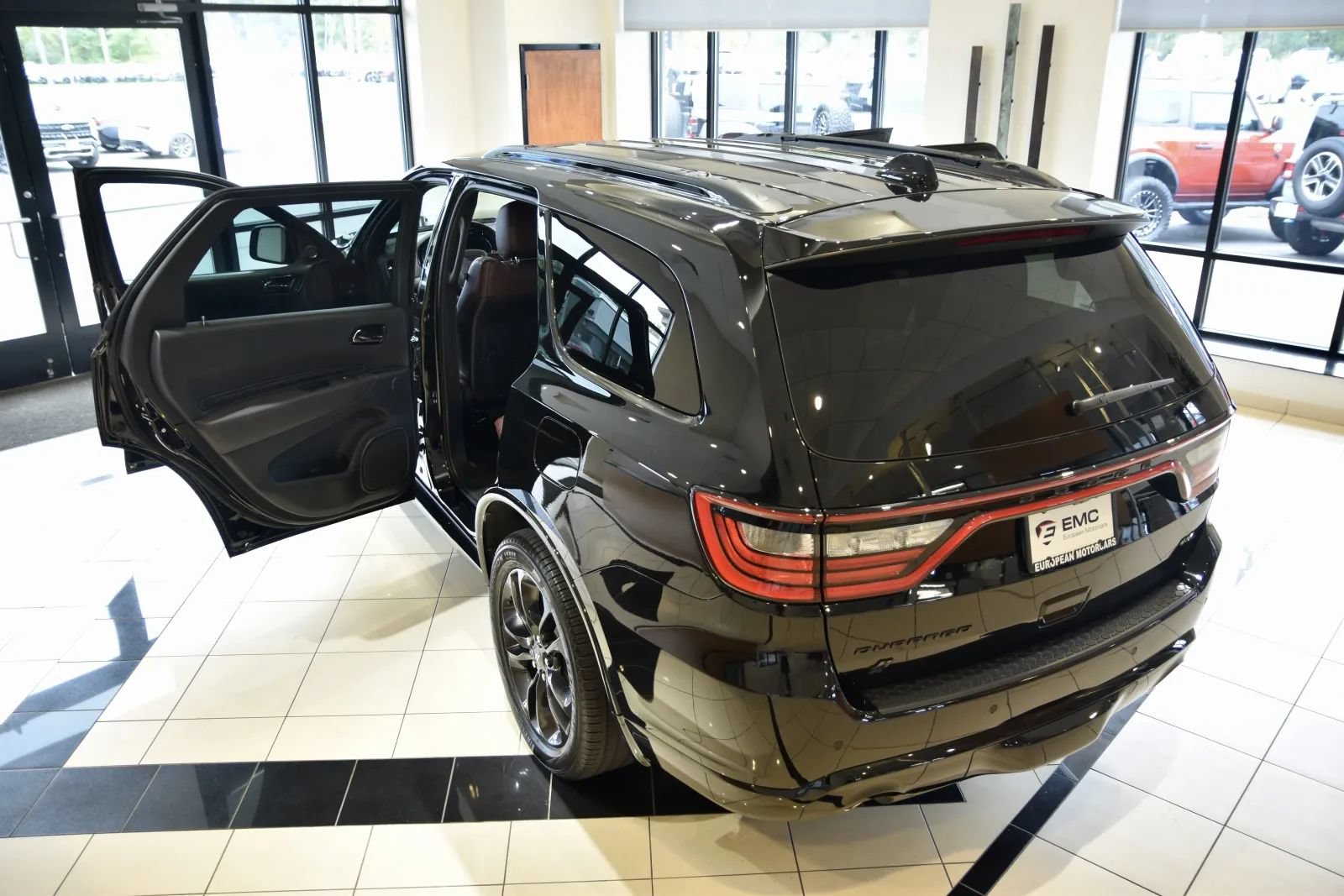 Used 2023 Dodge Durango R/T AWD/4WD image 8