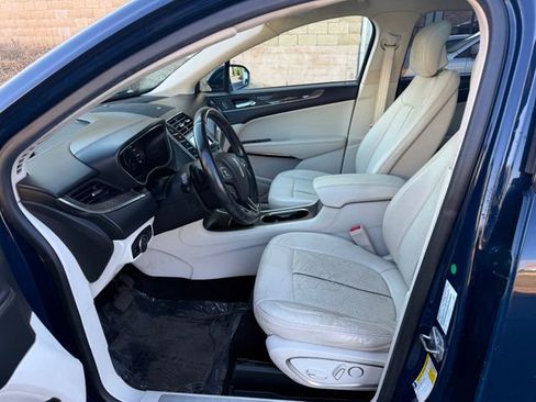 Used 2018 Lincoln MKC Black Label w/ Lincoln MKC Climate Package image 6