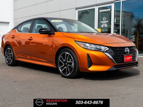 Certified 2025 Nissan Sentra SR w/ SR Premium Package image 1