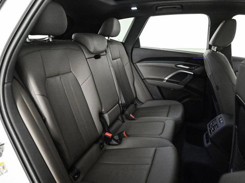 Certified 2025 Audi Q5 Premium w/ Convenience Package image 21