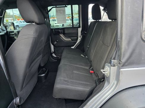 Used 2018 Jeep Wrangler Unlimited Sport w/ Connectivity Group image 6