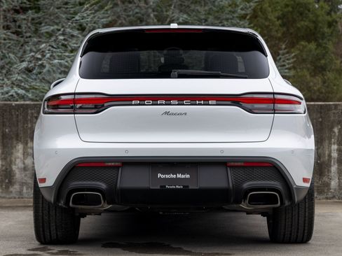 New 2025 Porsche Macan image 10