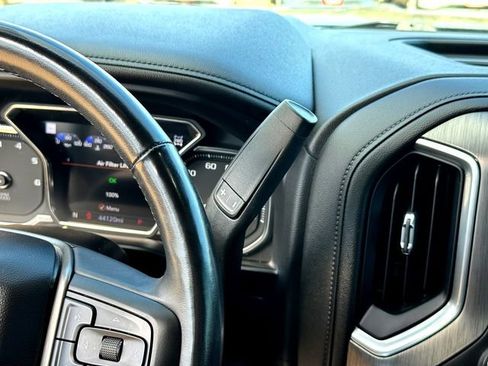 Used 2022 GMC Sierra 2500 Denali w/ Denali Ultimate Package image 18