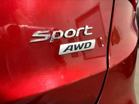 Used 2013 Hyundai Santa Fe Sport AWD/4WD image 10