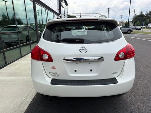 Used 2015 Nissan Rogue S w/ Convenience Package AWD/4WD image 4
