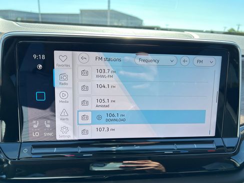 Used 2025 Volkswagen Atlas SE FWD image 15