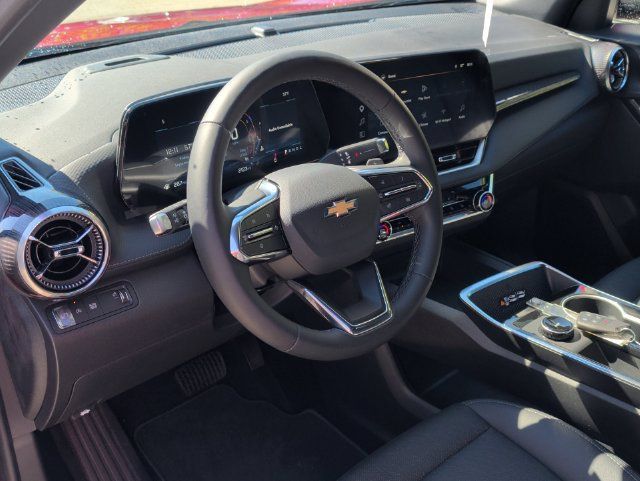 Used 2026 Chevrolet Equinox LT w/ Convenience Package II FWD image 12