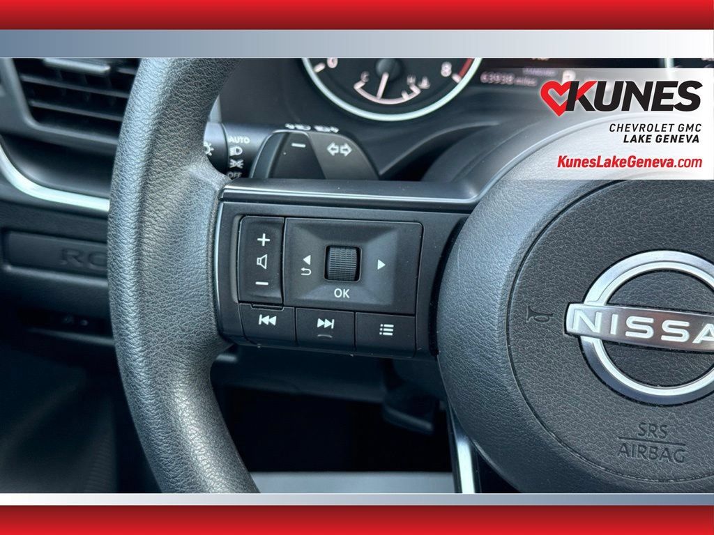 Used 2024 Nissan Rogue S FWD image 38