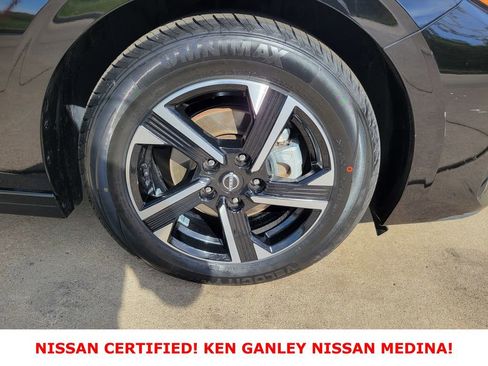 Certified 2024 Nissan Sentra SV image 22