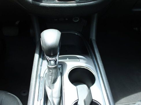 Used 2021 Chevrolet Malibu LT FWD image 21