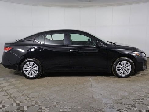 Used 2024 Nissan Sentra S FWD image 11