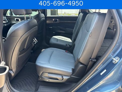 Used 2025 Kia Sorento SX Prestige AWD/4WD image 32