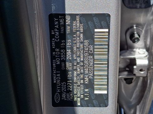 Certified 2025 Hyundai Elantra Sport FWD image 27