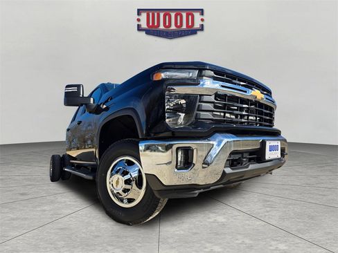 New 2026 Chevrolet Silverado 3500 LT w/ Convenience Package image 4