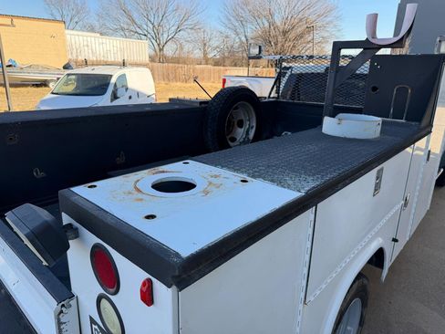 Used 2011 RAM 5500 SLT image 27