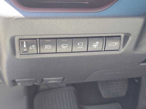 Used 2022 Toyota RAV4 Limited AWD/4WD image 25