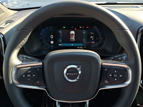 Certified 2023 Volvo C40 P8 Recharge Plus w/ Climate Package image 20