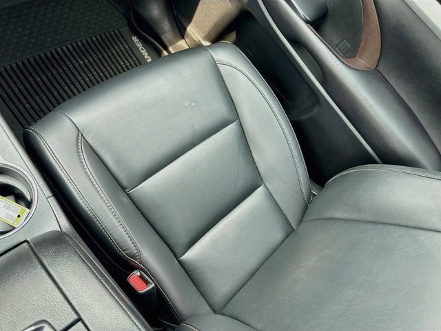 Used 2019 Toyota Highlander XLE AWD/4WD image 32