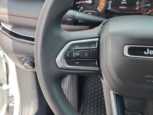 Used 2023 Jeep Compass Trailhawk AWD/4WD image 16