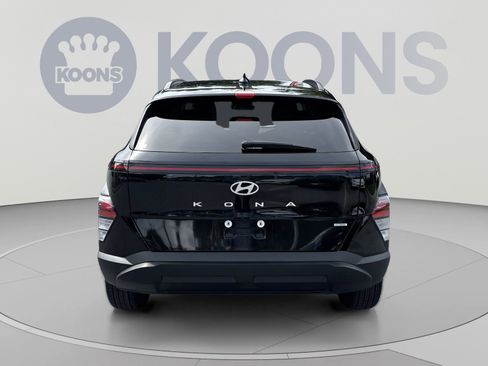 Used 2024 Hyundai Kona SEL AWD/4WD image 5