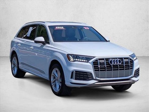 Used 2023 Audi Q7 2.0T Premium Plus w/ Premium Plus Package AWD/4WD image 3