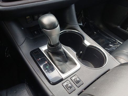 Used 2017 Toyota Highlander XLE image 20