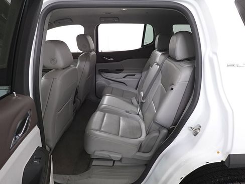 Used 2023 GMC Acadia SLT AWD/4WD image 24