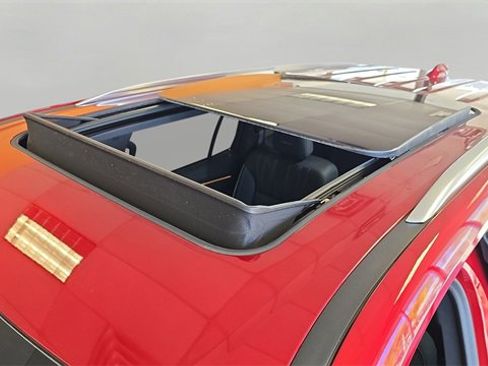 Used 2025 Buick Enclave Avenir image 30